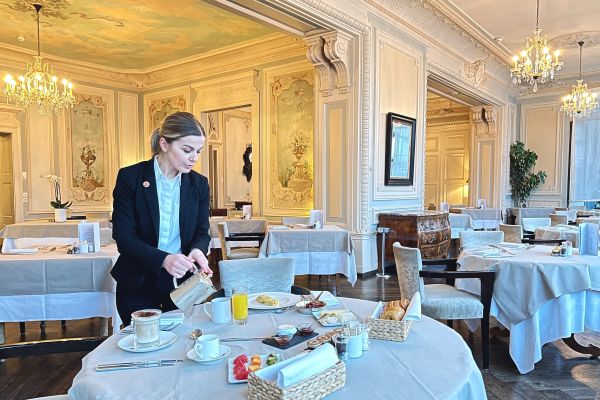 We Love Sundays : Late Breakfast